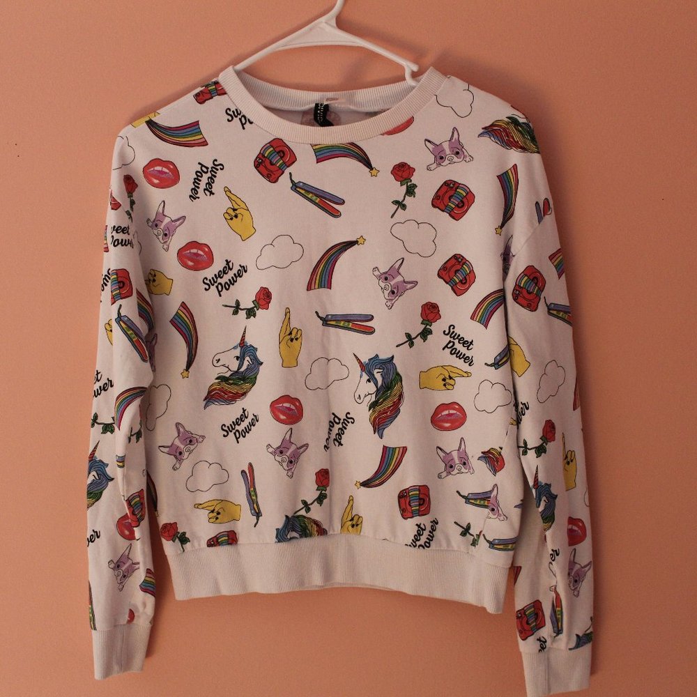 H and M shirt